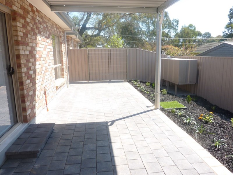 4b Karyn Avenue, Campbelltown SA 5074