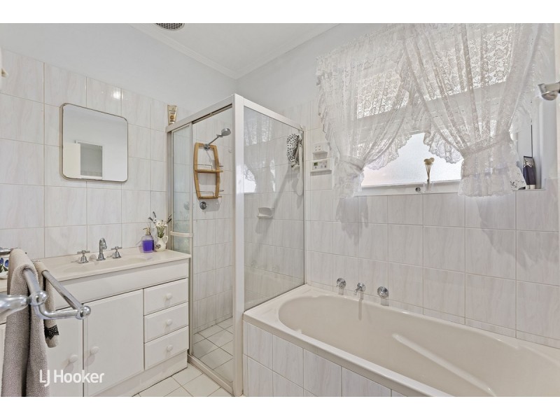 4 Chase Grove, Vale Park SA 5081