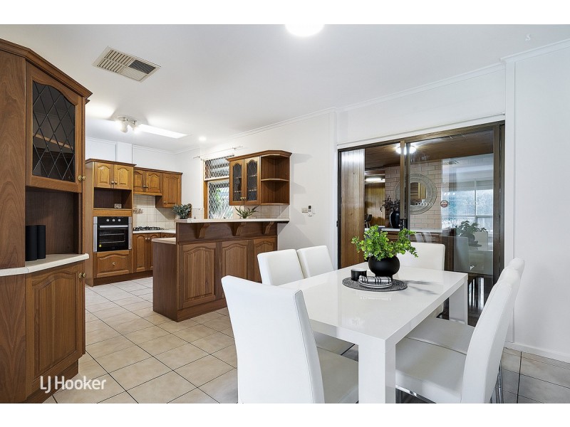 40 Lindsay Avenue, Valley View SA 5093
