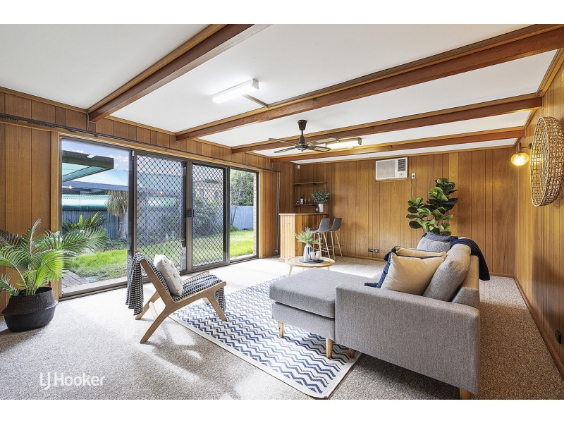 40 Lindsay Avenue, Valley View SA 5093