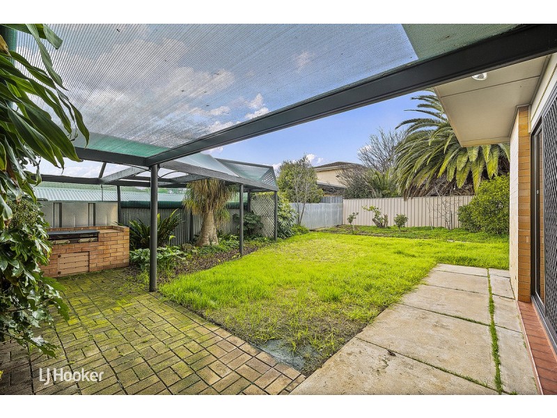 40 Lindsay Avenue, Valley View SA 5093