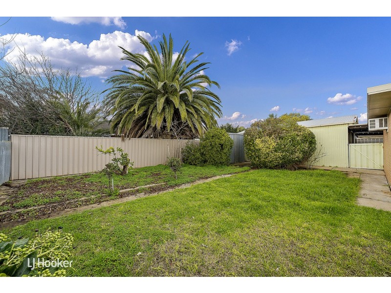 40 Lindsay Avenue, Valley View SA 5093