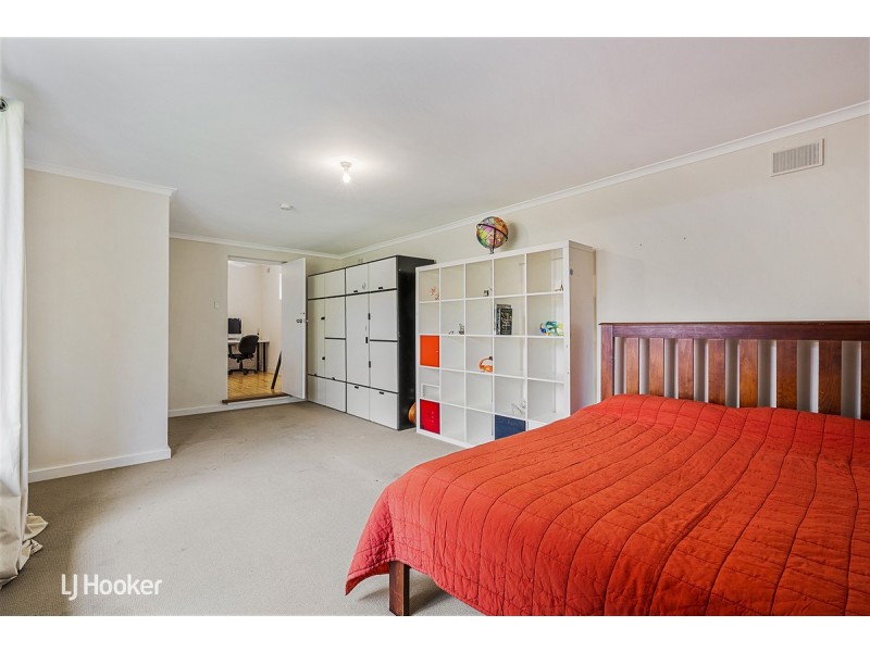 9 Harris Road, Vale Park SA 5081