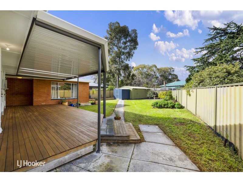 9 Harris Road, Vale Park SA 5081
