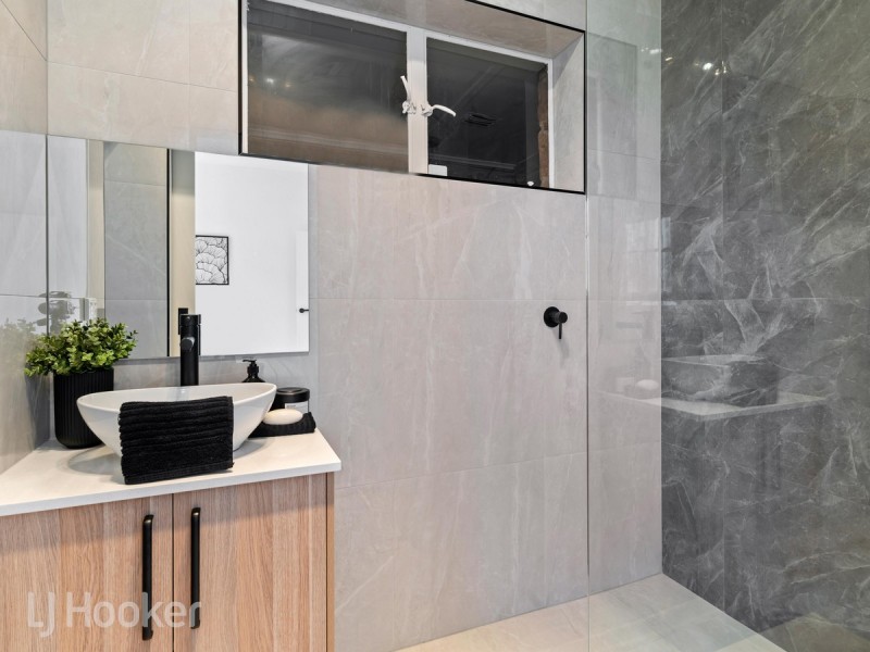 2 Reynolds Road, Campbelltown SA 5074