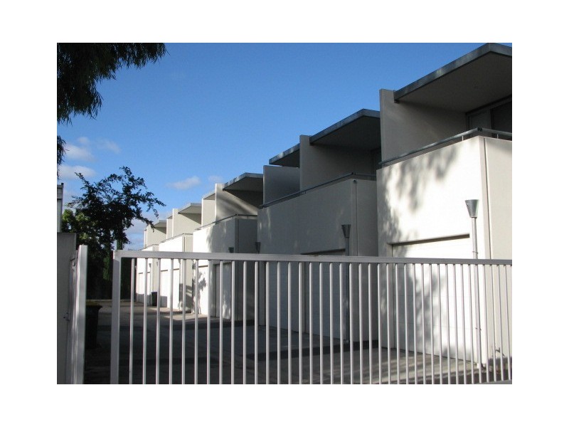 6/1 West Street, Hindmarsh SA 5007