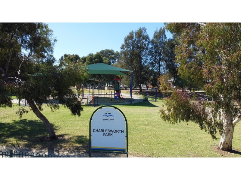 37 Cresdee Road, Campbelltown SA 5074