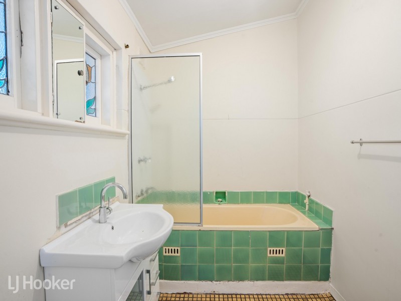 13 Clisby Street, Vale Park SA 5081