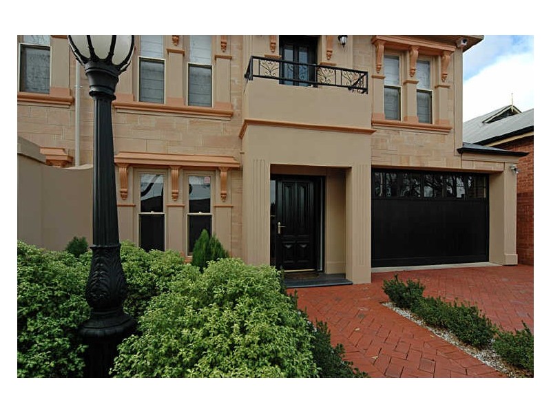 2/160 Ashbrook Avenue, Trinity Gardens SA 5068