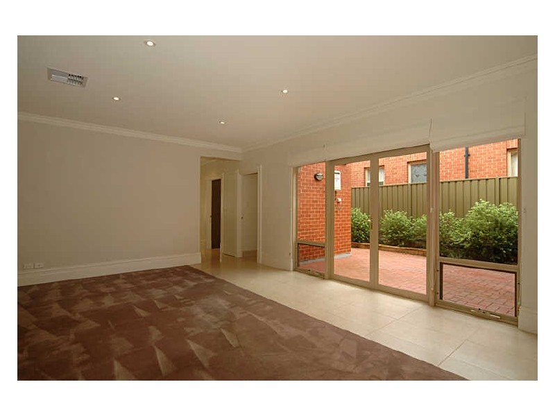 2/160 Ashbrook Avenue, Trinity Gardens SA 5068