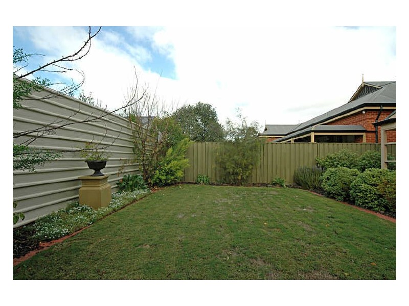 2/160 Ashbrook Avenue, Trinity Gardens SA 5068