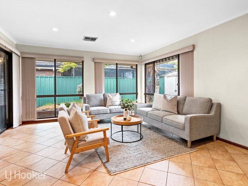 11 Emery Street, Hillcrest SA 5086
