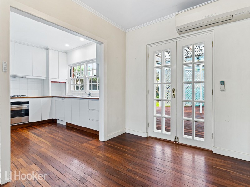 2 Lynly Crescent, Rostrevor SA 5073