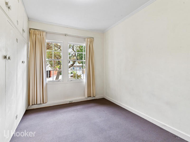 2 Lynly Crescent, Rostrevor SA 5073