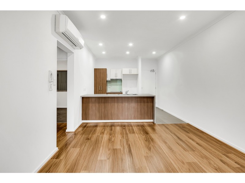 10/2-6 Goodall Parade, Mawson Lakes SA 5095