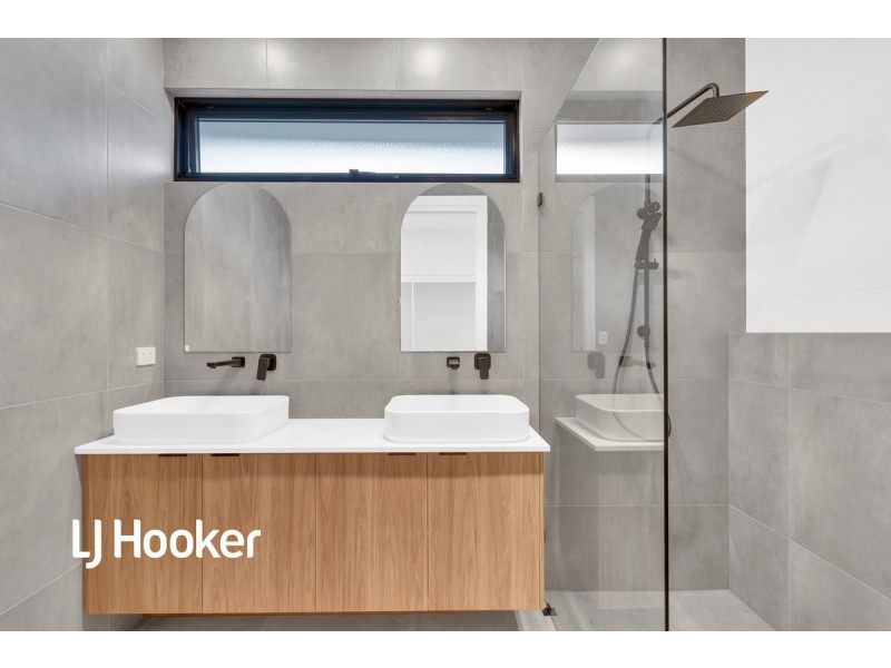 2b Mackirdy Street, Fulham SA 5024