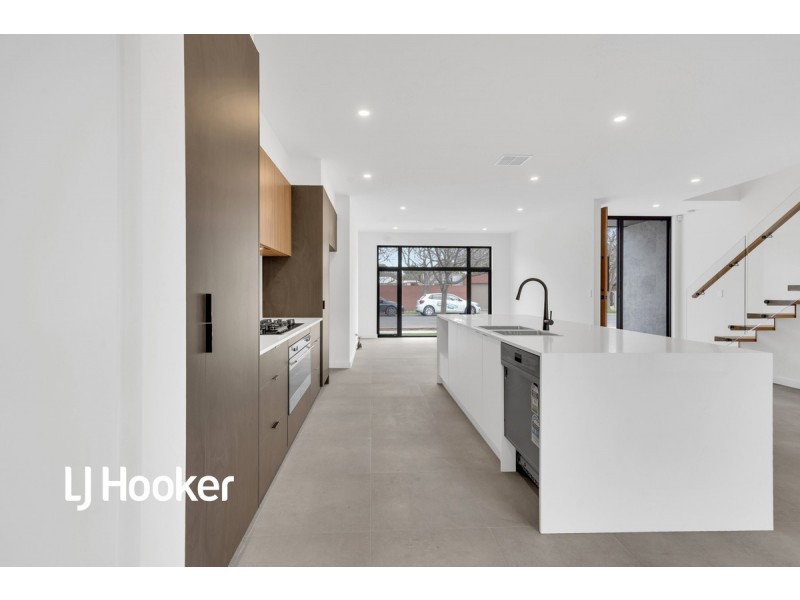 2b Mackirdy Street, Fulham SA 5024