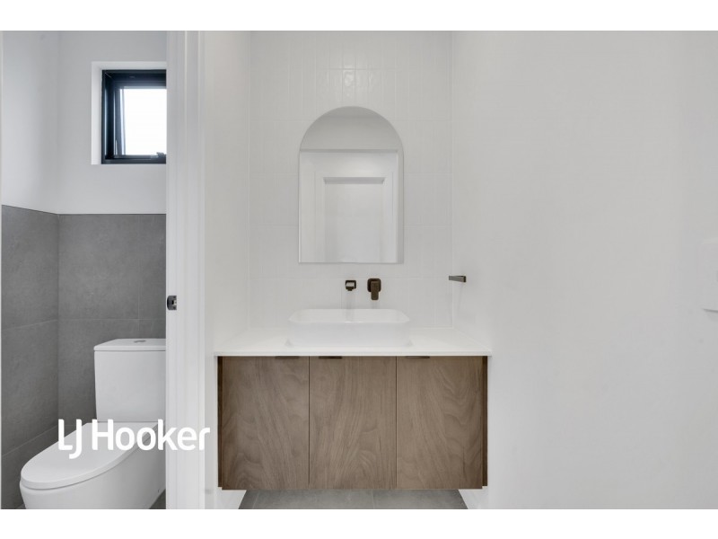 2b Mackirdy Street, Fulham SA 5024