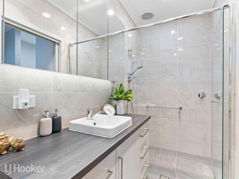 15 Delhi Avenue, Hillcrest SA 5086