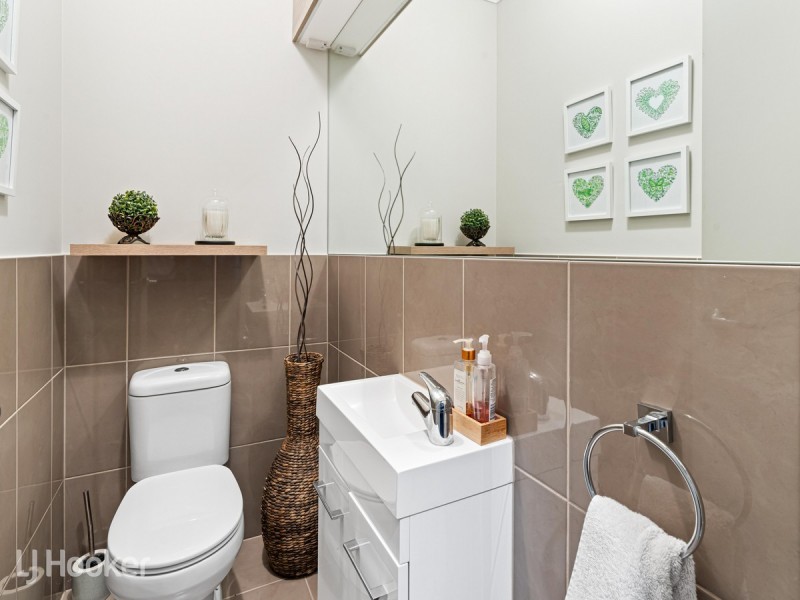 15 Delhi Avenue, Hillcrest SA 5086