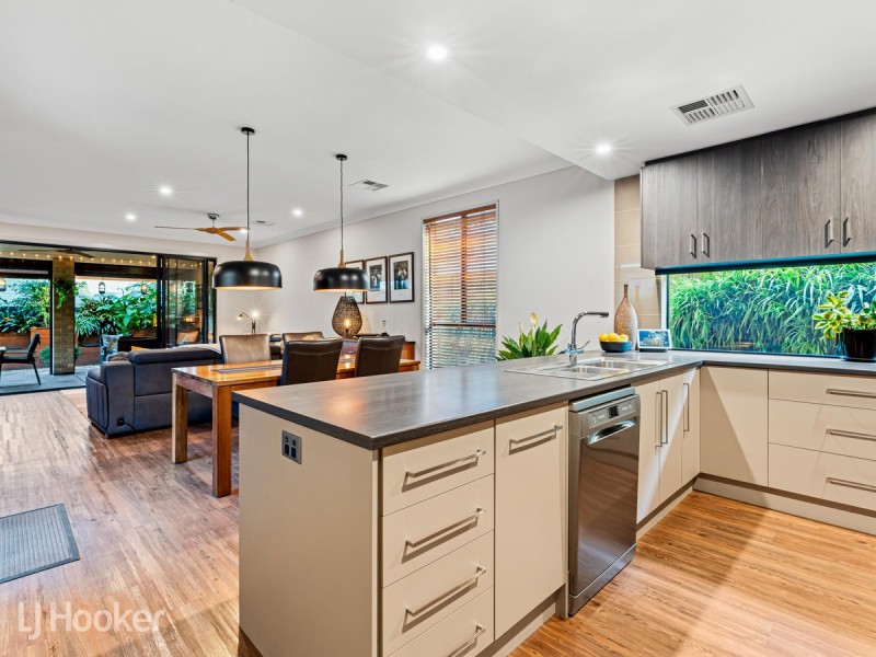 15 Delhi Avenue, Hillcrest SA 5086