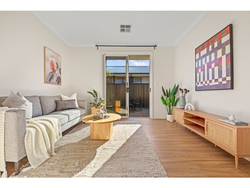 38 Branson Avenue, Clearview SA 5085