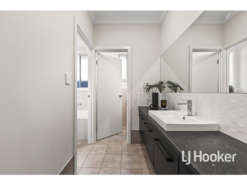 38 Branson Avenue, Clearview SA 5085