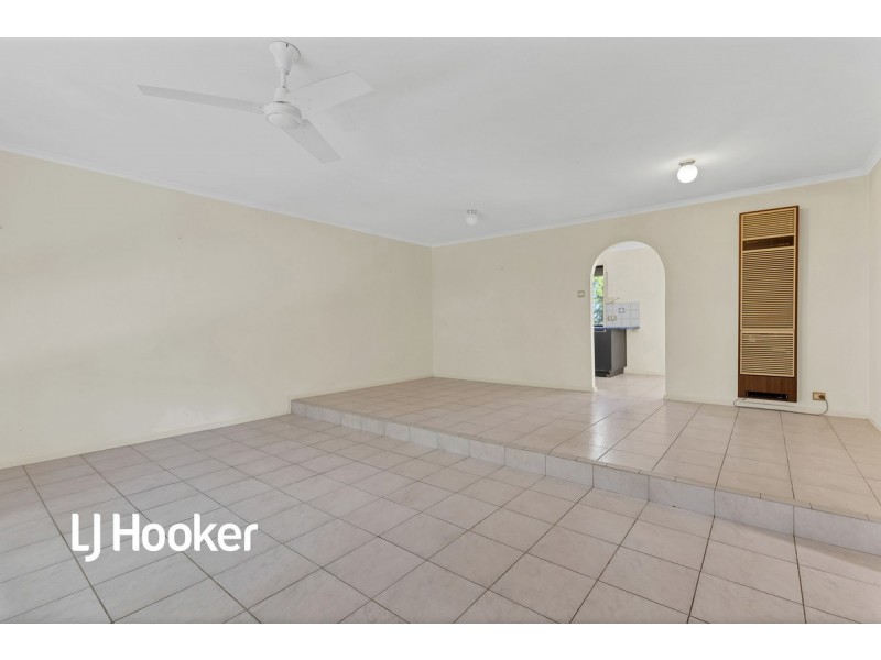 55 Black Road, Flagstaff Hill SA 5159