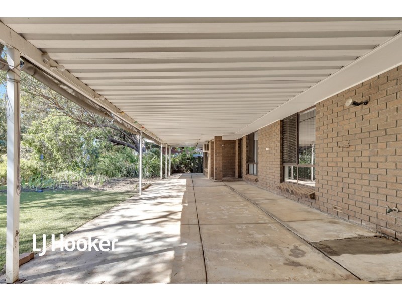 55 Black Road, Flagstaff Hill SA 5159