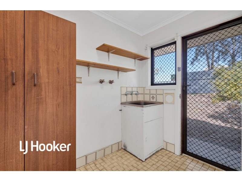 55 Black Road, Flagstaff Hill SA 5159