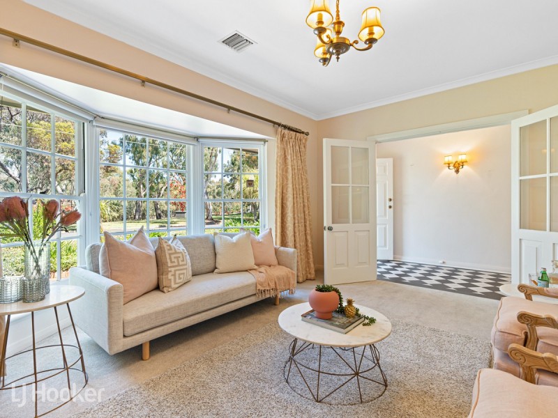 6 Mimosa Drive, Vale Park SA 5081