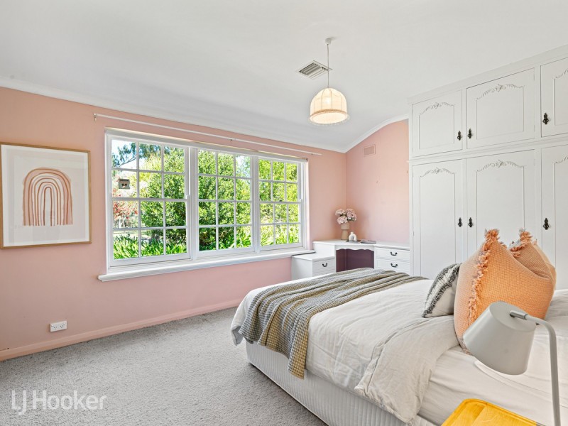 6 Mimosa Drive, Vale Park SA 5081