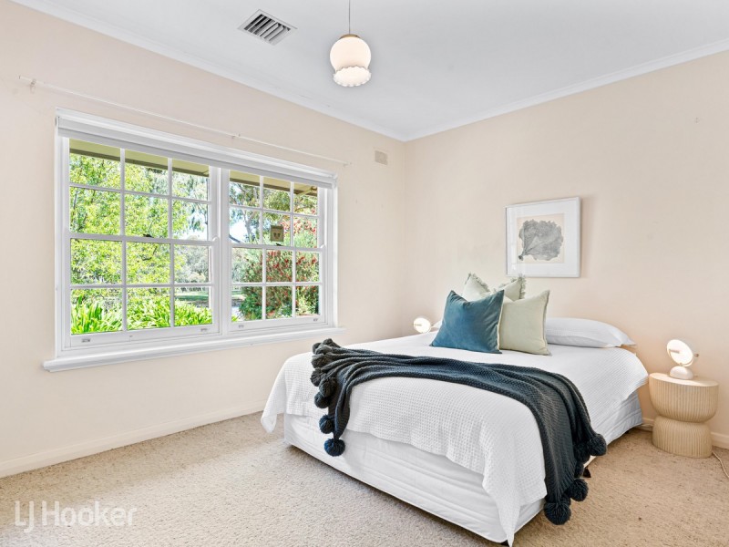 6 Mimosa Drive, Vale Park SA 5081