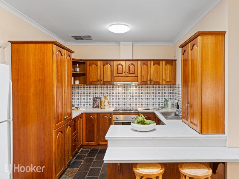 6 Mimosa Drive, Vale Park SA 5081