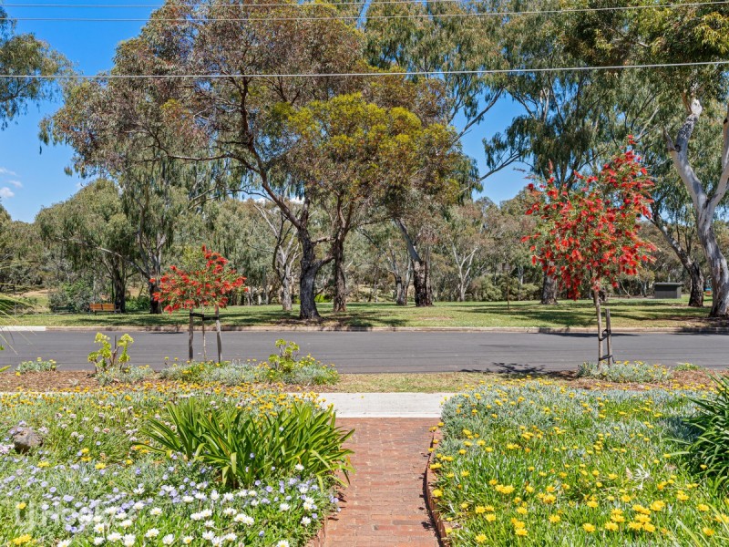 6 Mimosa Drive, Vale Park SA 5081