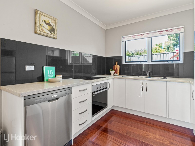 31 Landscape Crescent, Highbury SA 5089