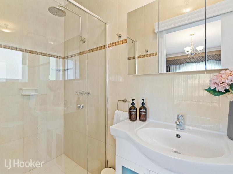 31 Landscape Crescent, Highbury SA 5089