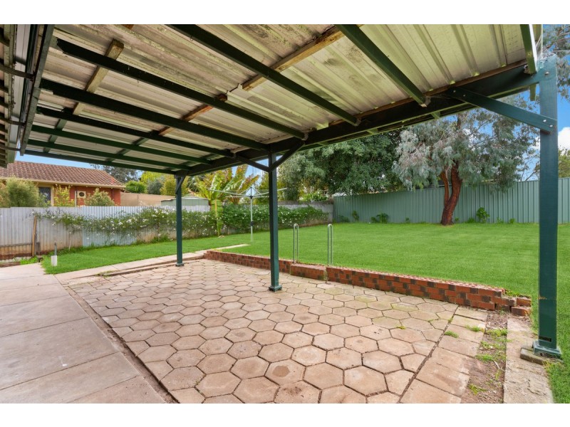 20 Helsinki Road, Hackham West SA 5163
