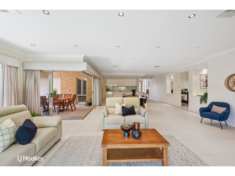2A McHarg Road, Happy Valley SA 5159