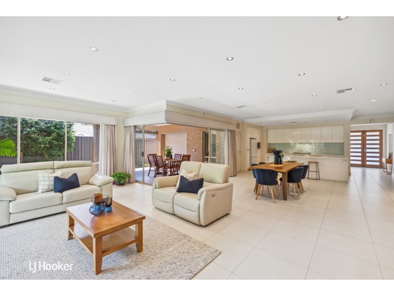 2A McHarg Road, Happy Valley SA 5159