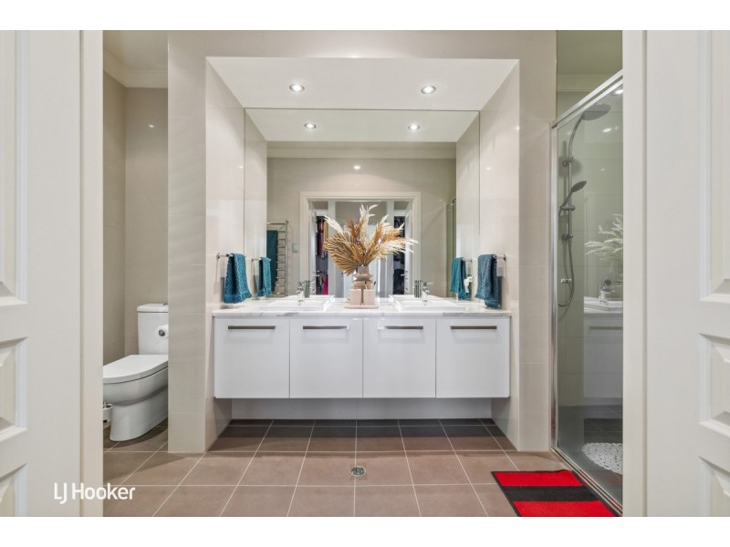 2A McHarg Road, Happy Valley SA 5159