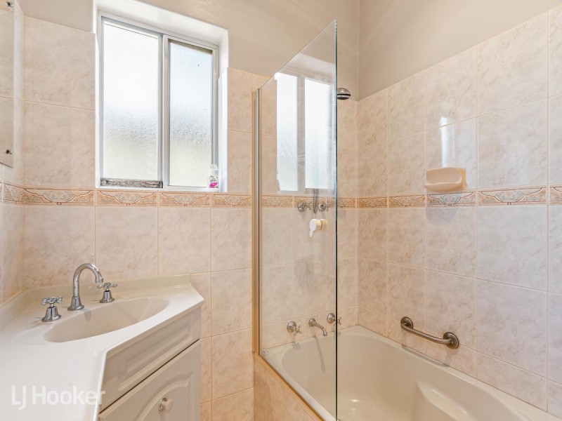 6 Aveland Avenue, Trinity Gardens SA 5068