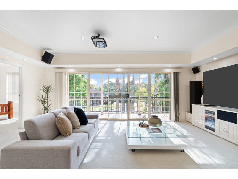 8 Fayden Drive, Paradise SA 5075