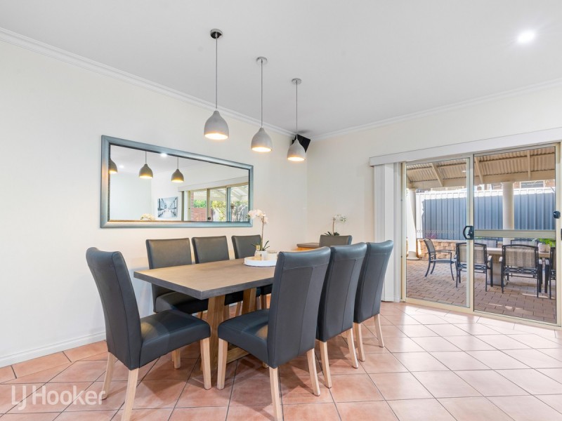 8 Fayden Drive, Paradise SA 5075