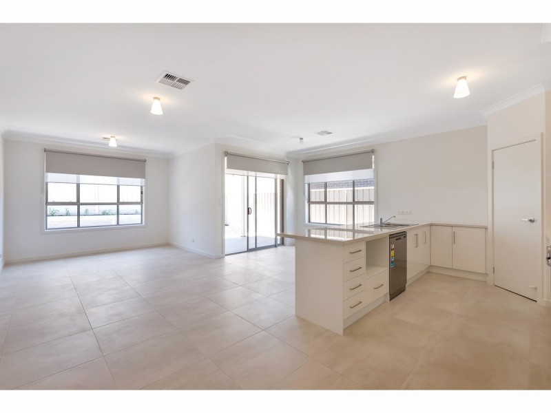 44 Coombe Street, Gawler East SA 5118