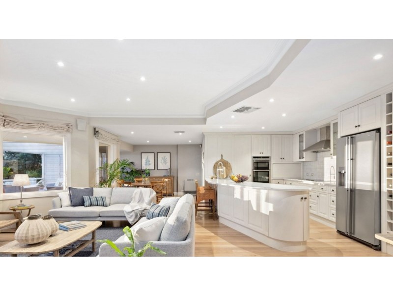 95 Seaview Road, Tennyson SA 5022