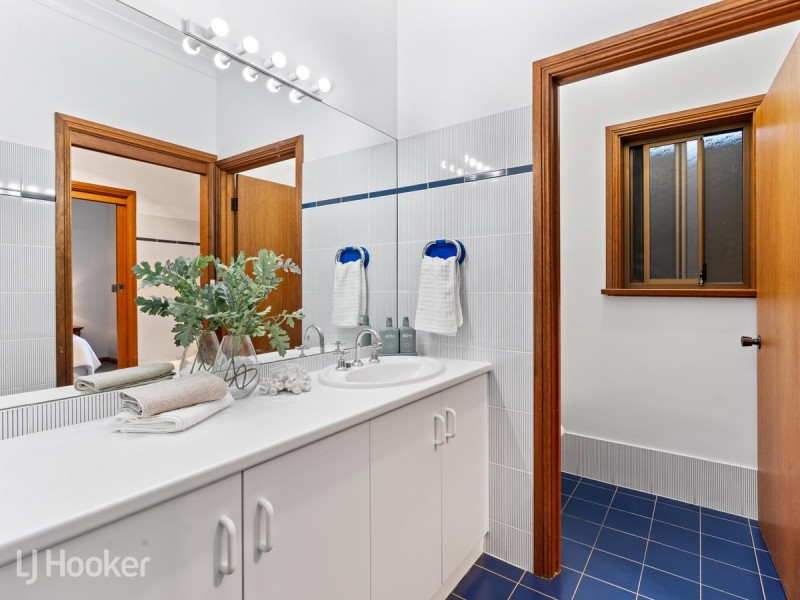 13 Fayden Drive, Paradise SA 5075