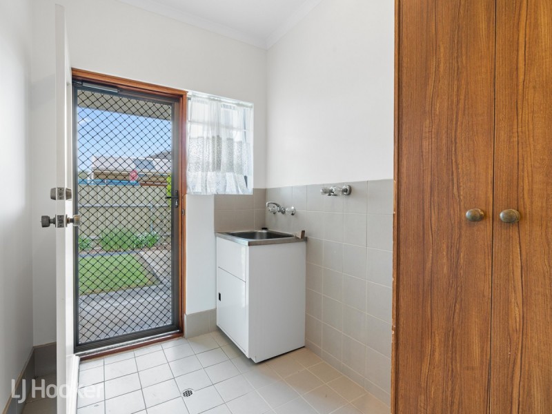6B Lomman Avenue, Newton SA 5074