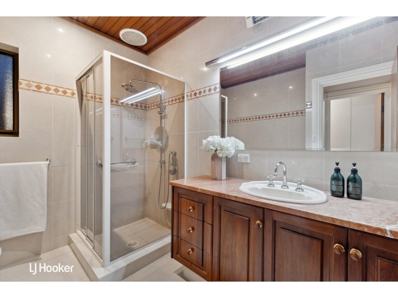 5 Heyes Court, Rostrevor SA 5073