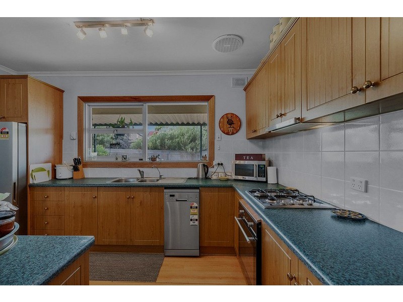 10 Beaminster Road, Elizabeth Park SA 5113